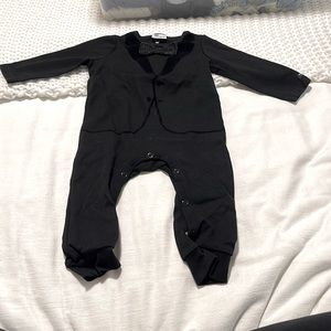 Tiny Universe kids onesie suit